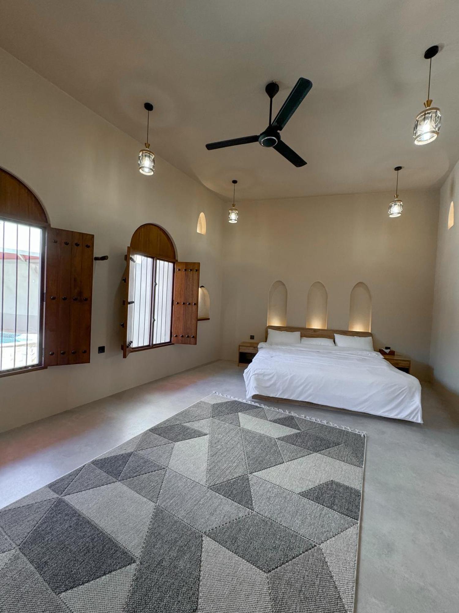 بيت أرض الثراء Rich Land House 尼兹瓦 外观 照片